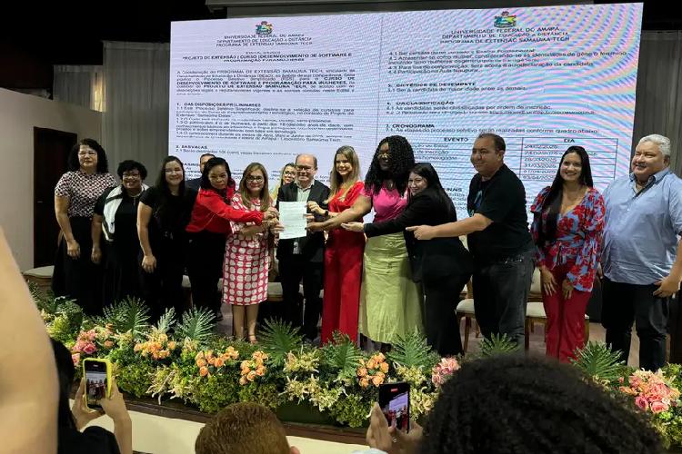 Delas Tech: chamada pública busca capacitar mulheres em programação e desenvolvimento de softwares em Macapá