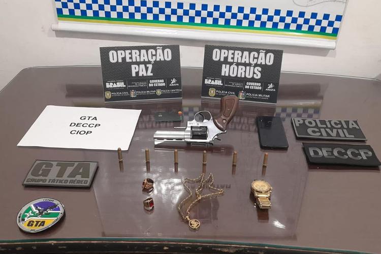 Homem é preso em Santana por porte ilegal de arma de fogo