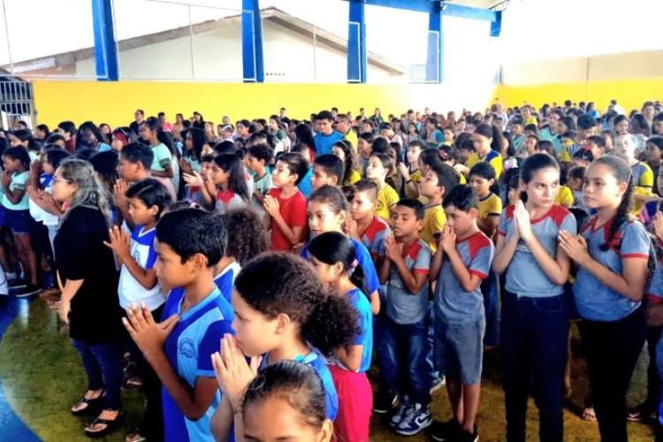 Mais de 1,2 mil estudantes participam de ensaio geral da Cantata Natalina 2024 do Governo do Amapá