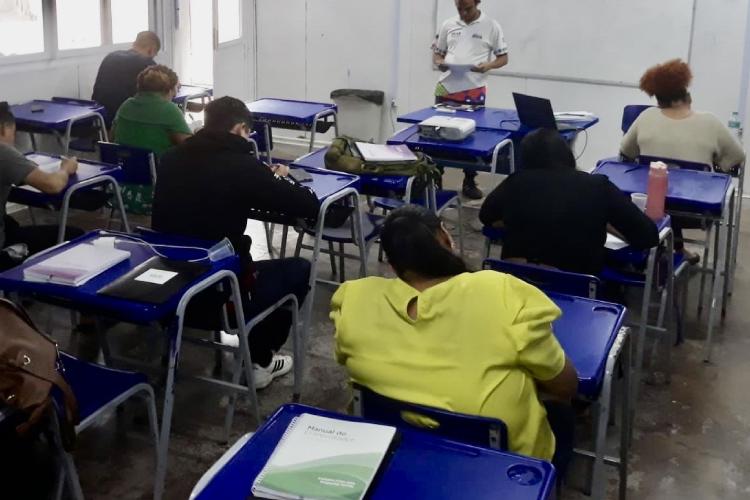 Prefeitura de Santana investe em capacitação para melhorar atendimento no Bolsa Família