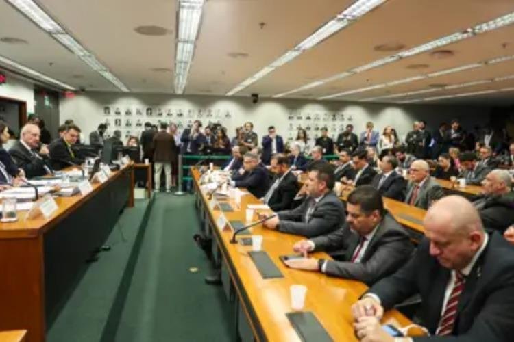 Entidades de Santa Catarina e do Paraná cobram urgência na correção dos limites do Simples Nacional