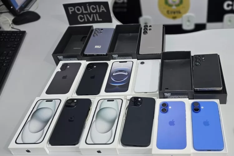 Em Santana, Polícia Civil recupera oito celulares furtados de loja