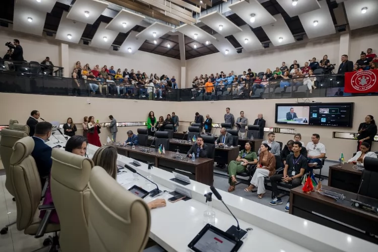 Composição partidária da Alap é alterada após janela partidária