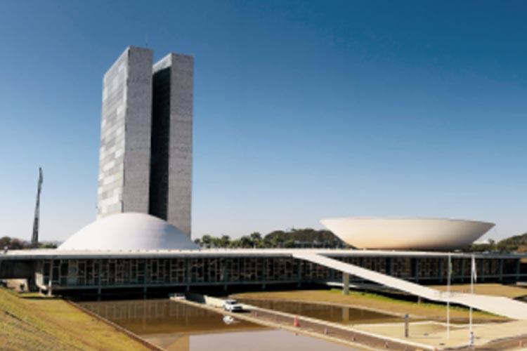 Semana curta, bastidores agitados no Congresso Nacional