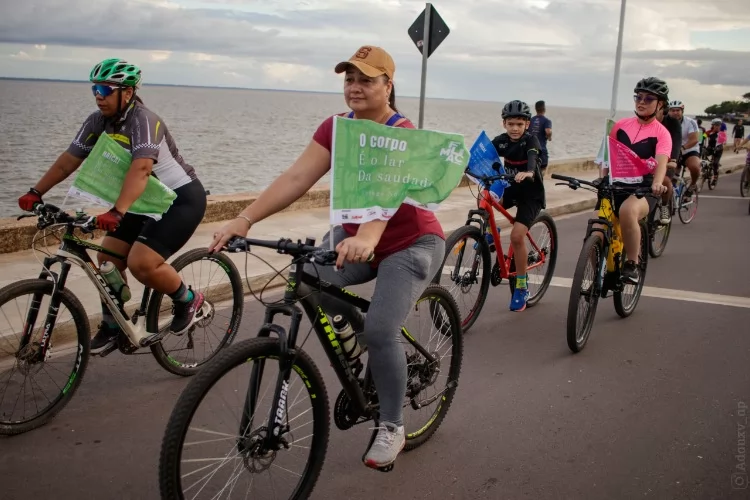 FLIMAC encerra programação com piquenique e pedal literário na Orla de Macapá