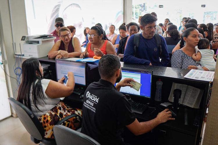 Bolsa Família: Mais de 56 mil beneficiários podem receber na Casa do Bolsa
