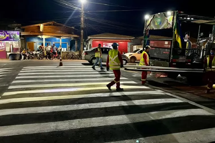 Governo do Amapá implanta nova faixa elevada para pedestres na Rodovia Josmar Chaves Pinto, no Igarapé da Fortaleza
