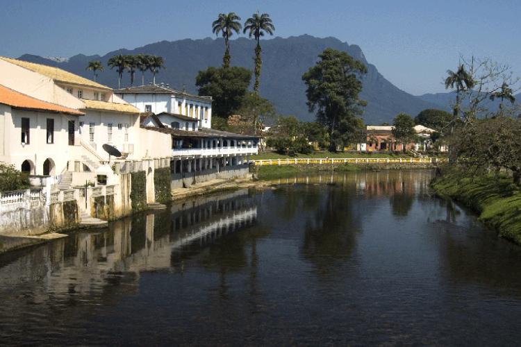Verão no Paraná: Destinos imperdíveis para férias