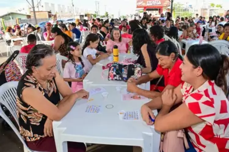 Miracema em festa: Governo do Amapá faz homenagem histórica às mães do residencial, em Macapá