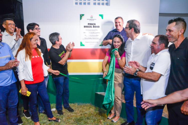 Nova Praça Brasil Novo é entregue à comunidade da Zona Norte