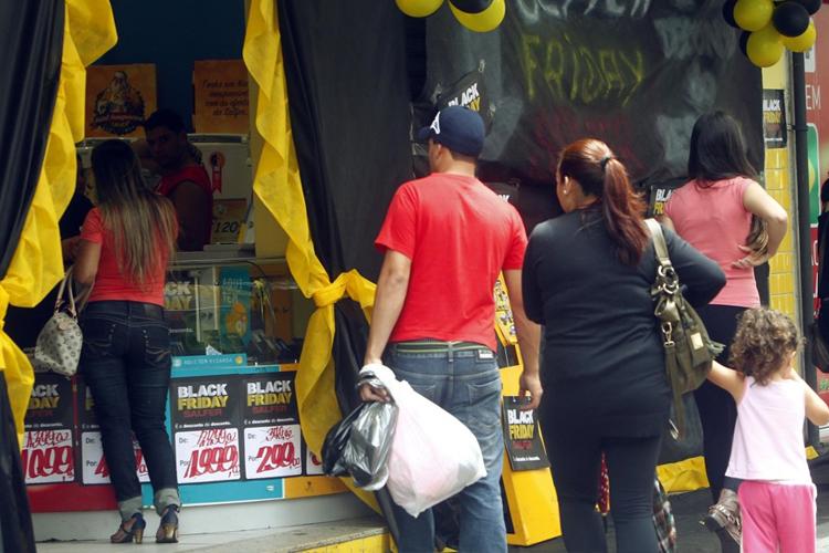 Especialista em Direito do Consumidor dá dicas para aproveitar a Black Friday
