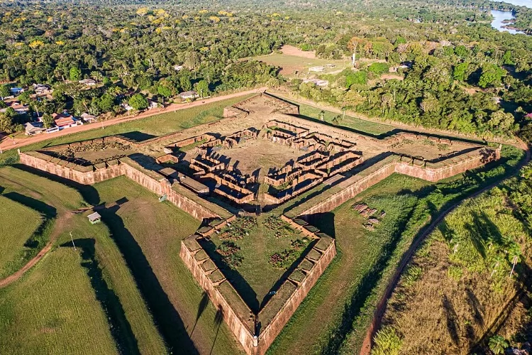 Real Forte Príncipe da Beira: a imponente fortificação portuguesa que guarda a fronteira amazônica