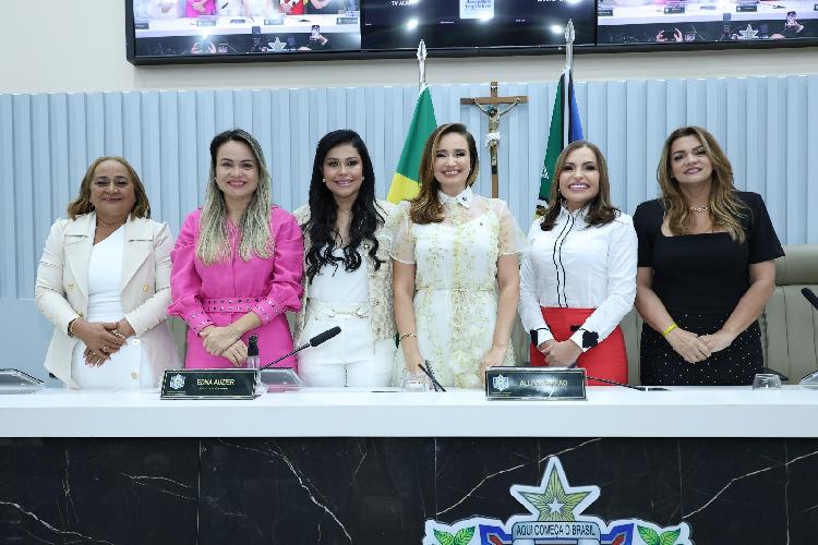 Poder Legislativo cria Galeria Lilás para homenagear mulheres do Parlamento Amapaense
