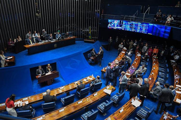 Plenário analisa participação popular em planejamento orçamentário