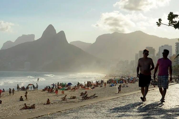 Pesquisa inédita do MTur vai mapear perfil de turistas em 50 municípios