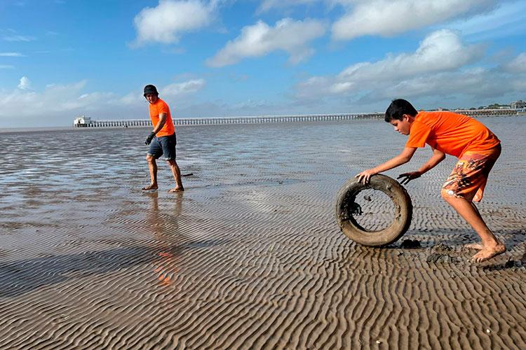 Divino Amazonas: restaurante flutuante se engaja na defesa do Rio Amazonas