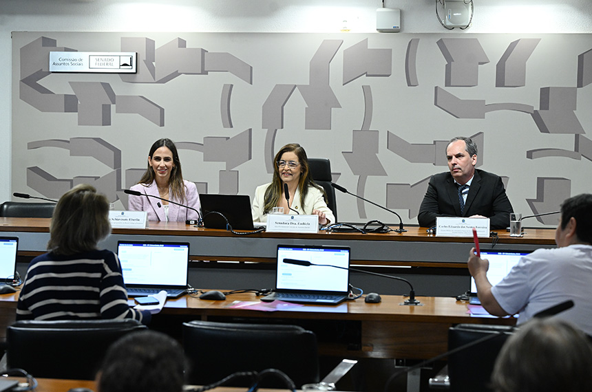 Especialistas defendem inovação para auxiliar cirurgia oncológica